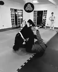 Treino no tatame da VENDS BJJ em Curitiba